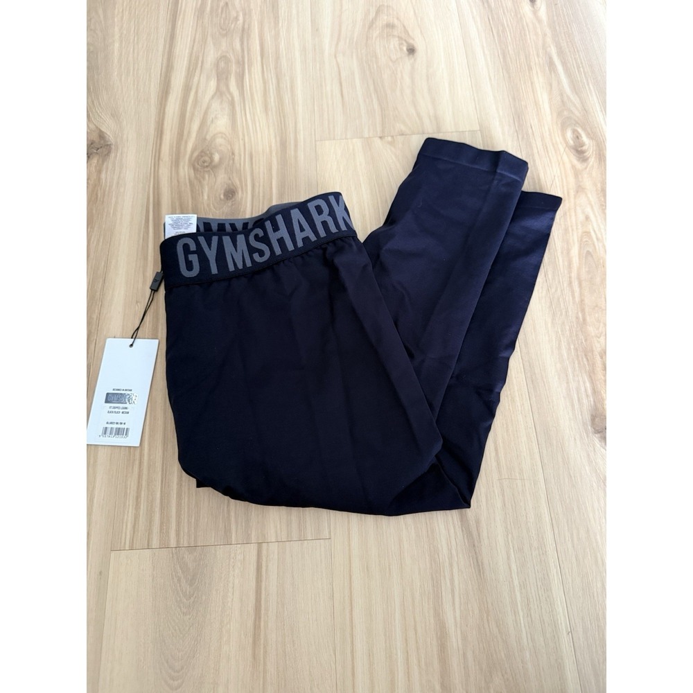 Women's Gymshark Cropped Black Leggings Black / White‎ GLLG022 Size Medium